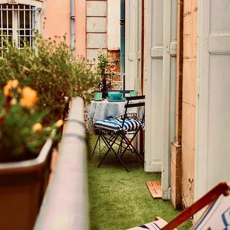 Appartement Tassigny - Coeur De Bastide - Parking *